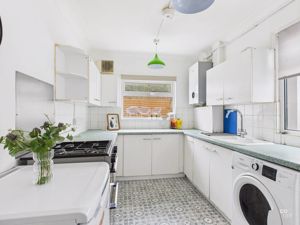 Kitchen - click for photo gallery